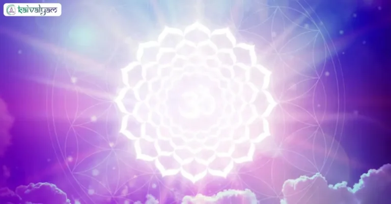 Meditating With the Crown Chakra: Meaning, Benefits, and Steps 